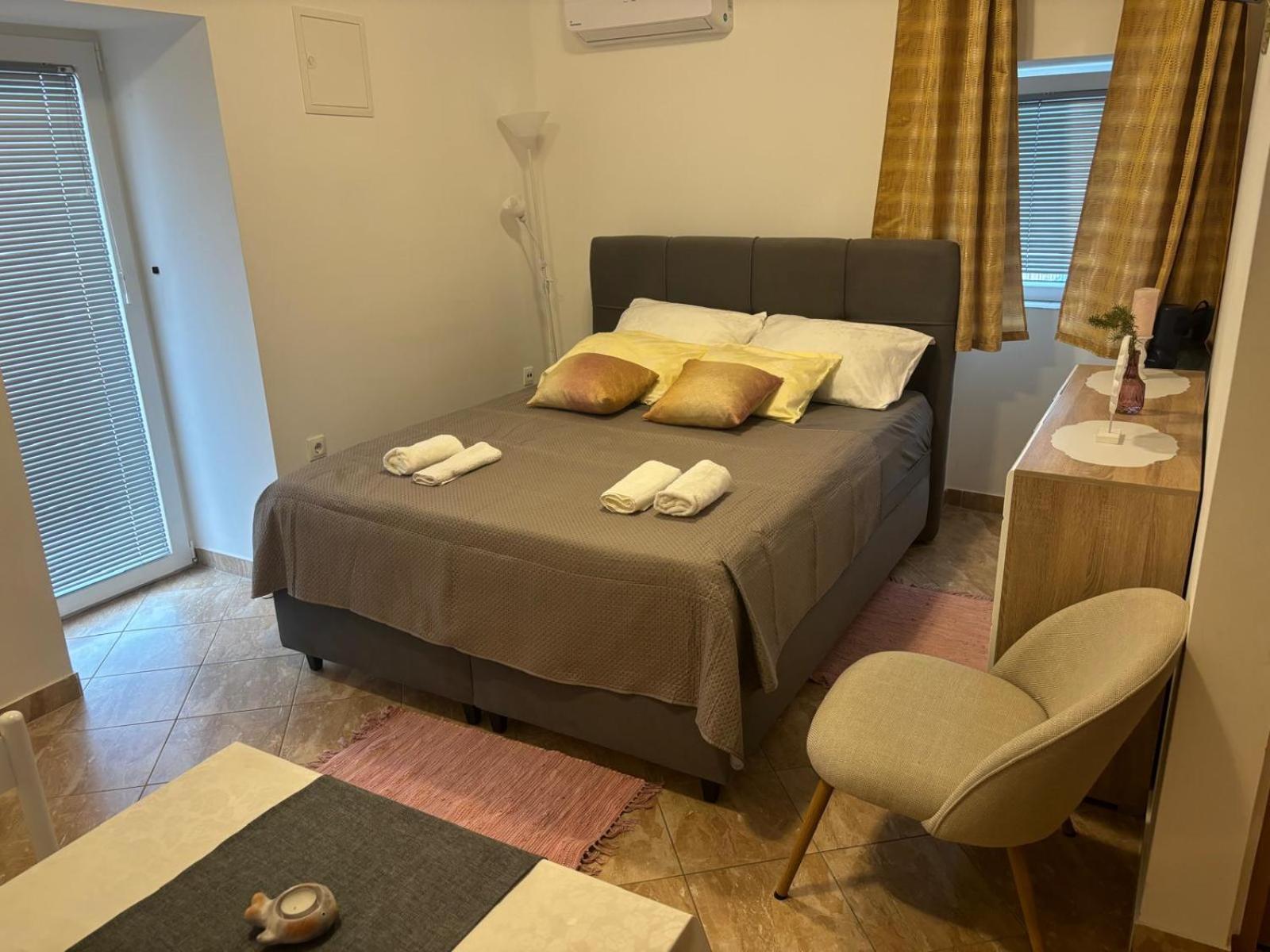 Apartment & Studio Vrdoljak Sveti Anton  Zewnętrze zdjęcie