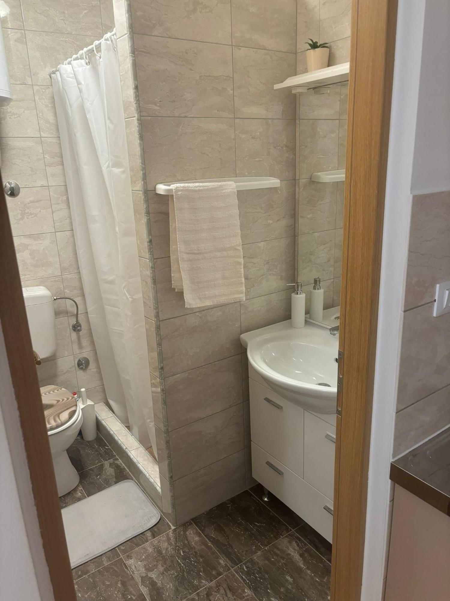 Apartment & Studio Vrdoljak Sveti Anton  Zewnętrze zdjęcie
