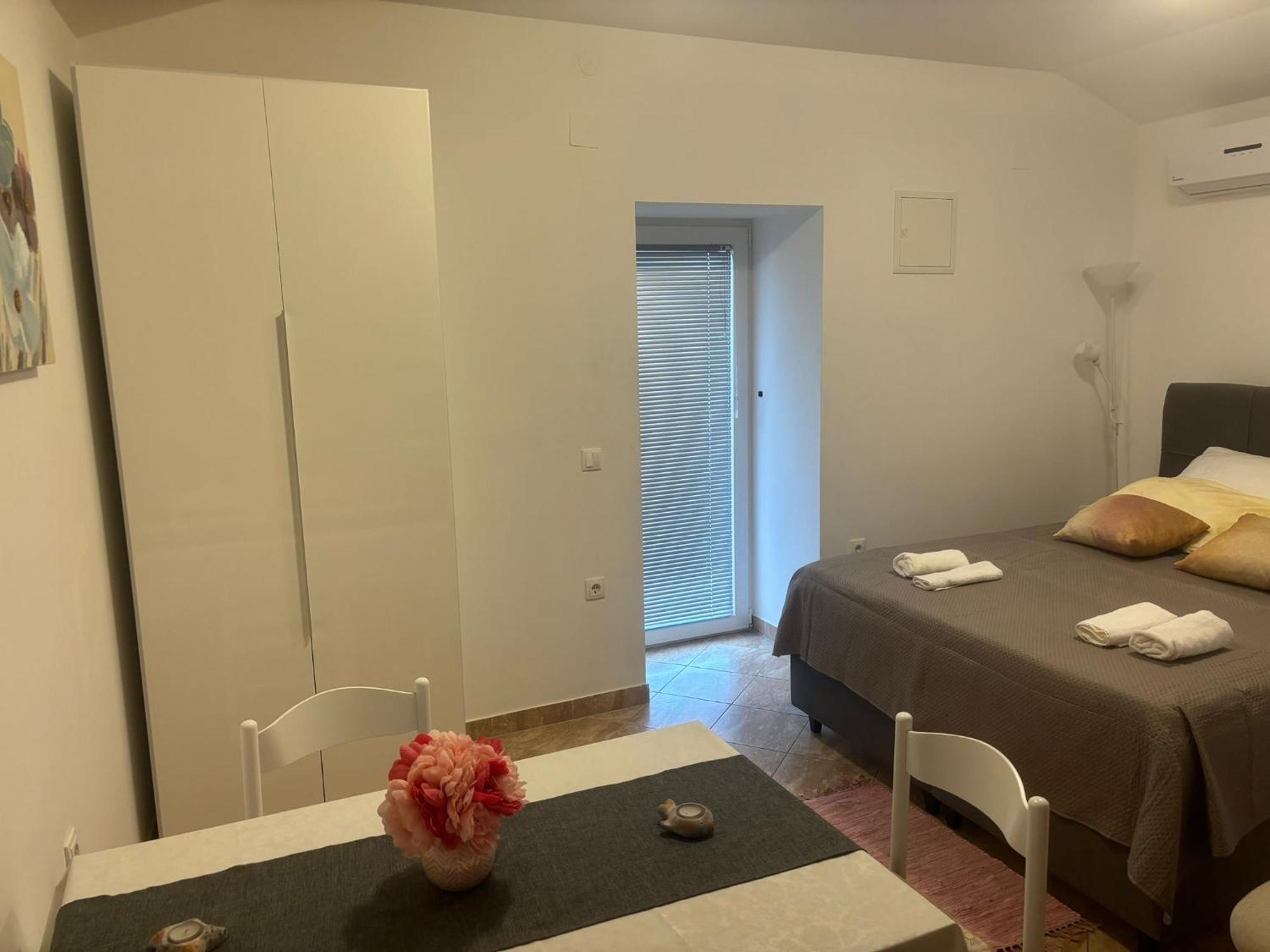 Apartment & Studio Vrdoljak Sveti Anton  Zewnętrze zdjęcie